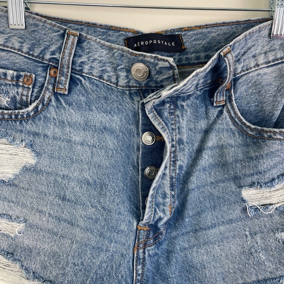 Aeropostale Jean Shorts Size 8, Festival Denim Distressed - Picture 3 of 8